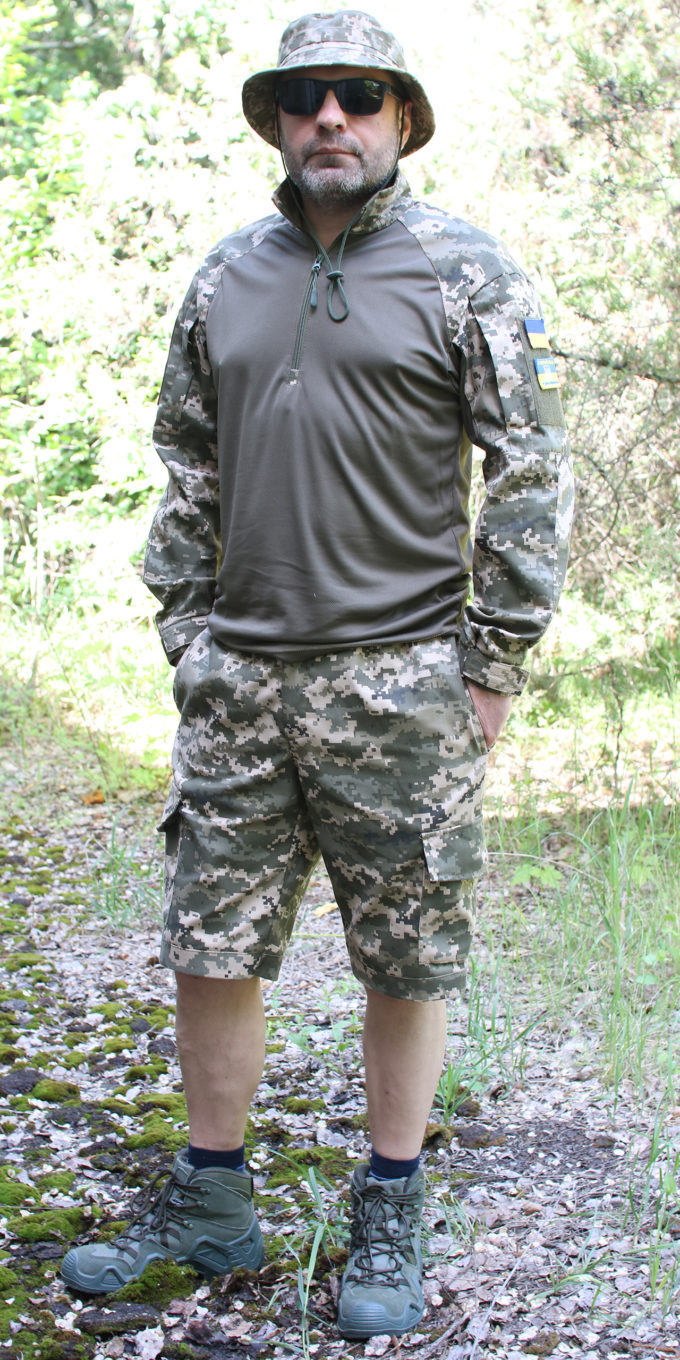 летние военные шорты пиксель