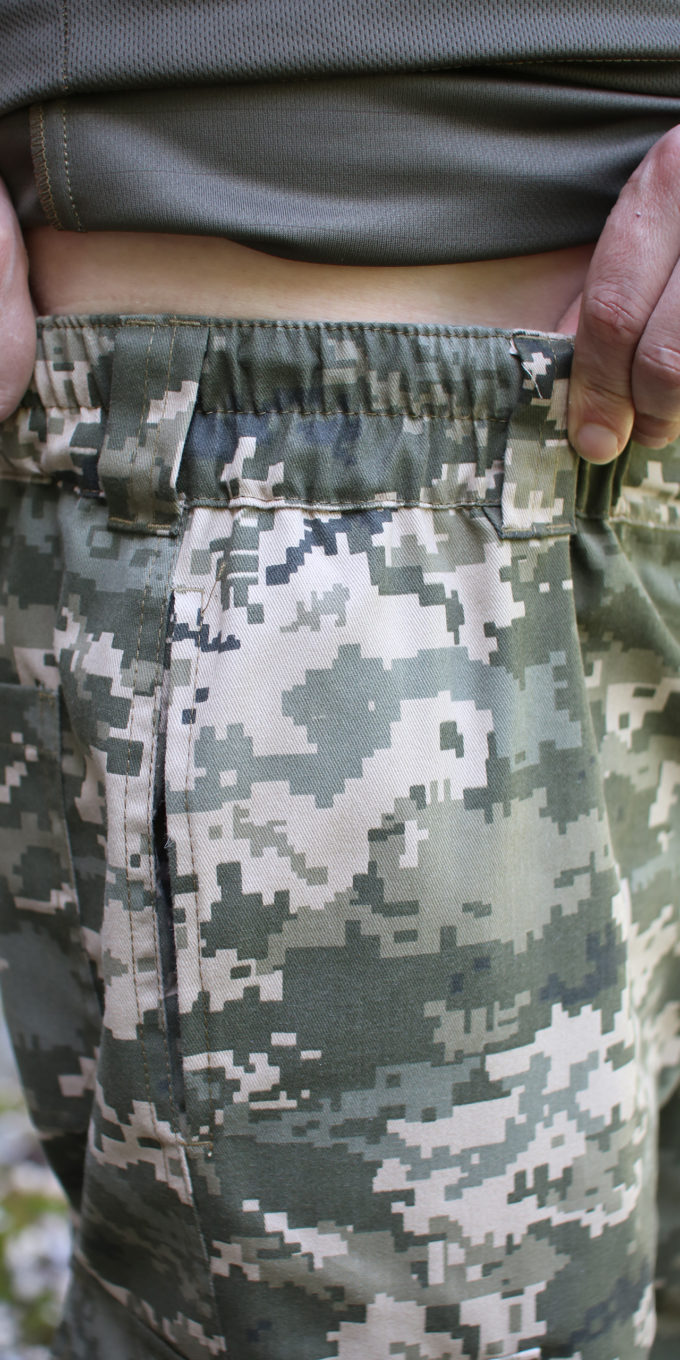 летние военные шорты пиксель